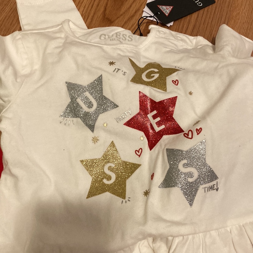 Two pieces - Picture 3 of 4
